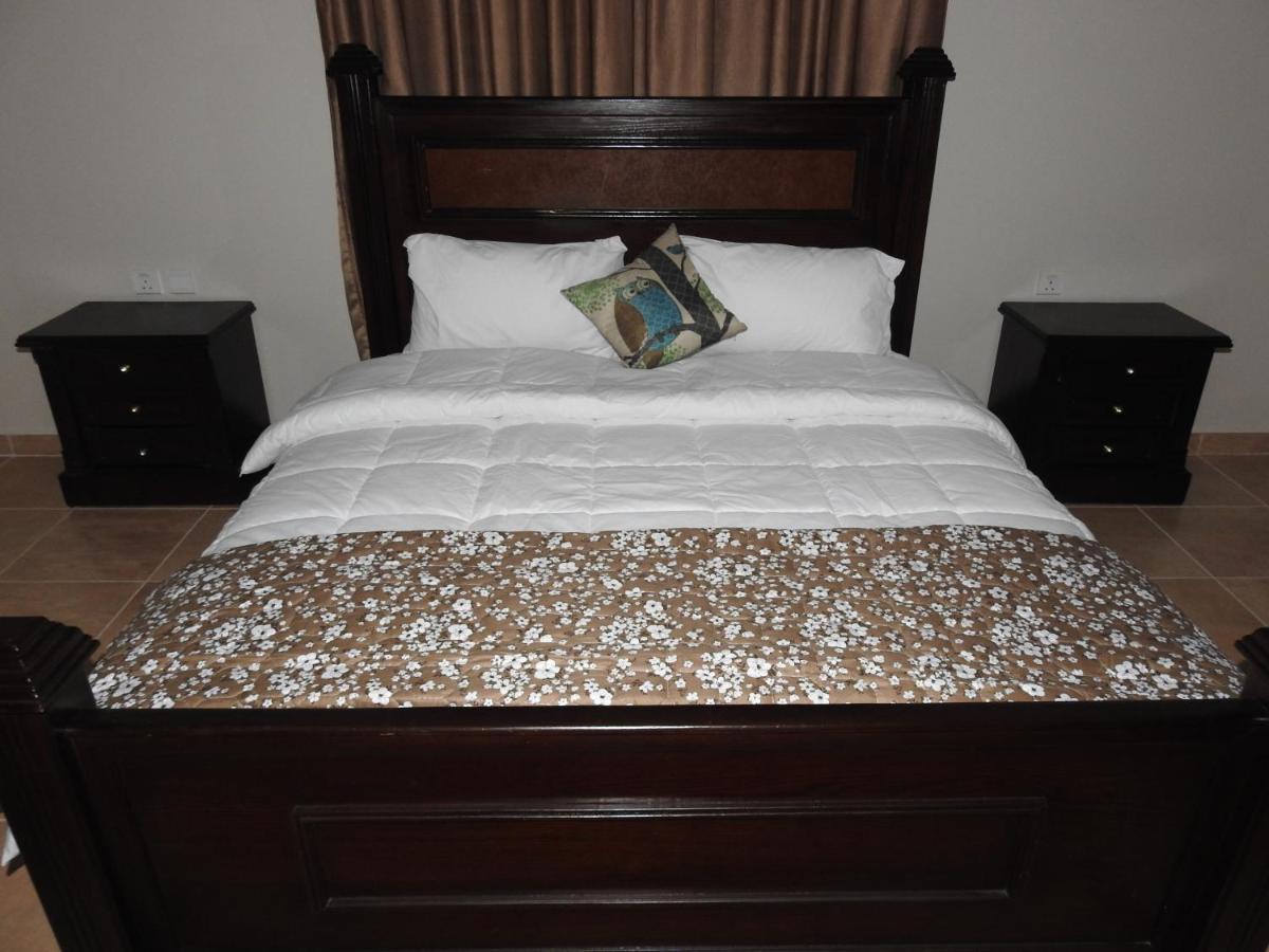 Amro Petra Apartment 瓦迪穆萨 外观 照片