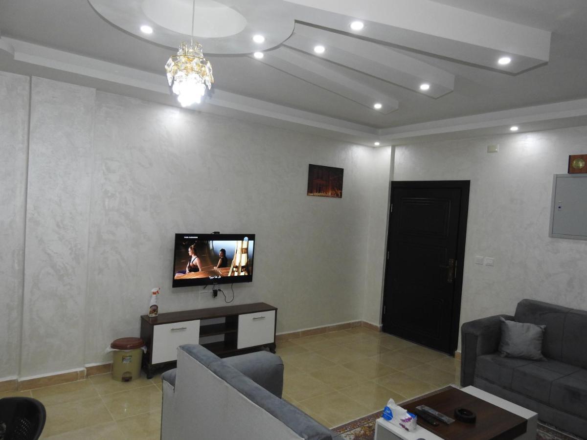Amro Petra Apartment 瓦迪穆萨 外观 照片